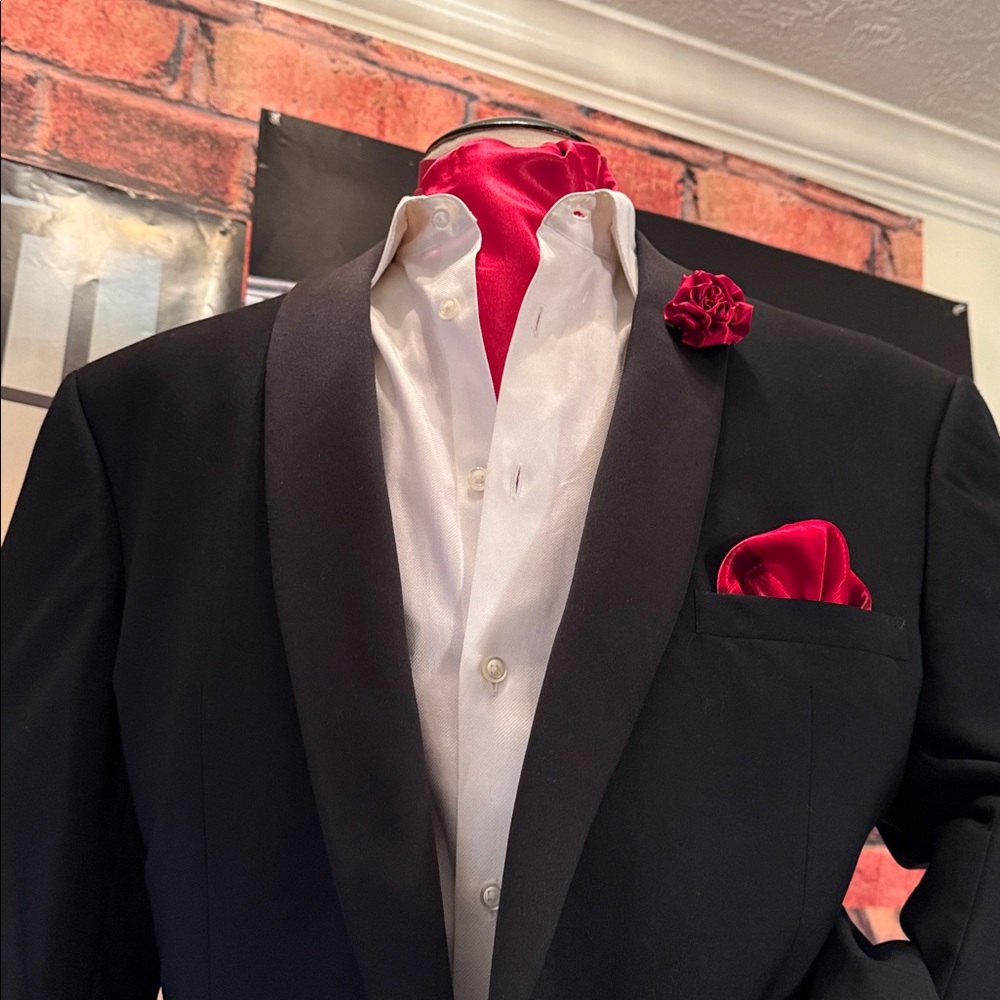 Istante Tuxedo Coat - Picture 15 of 17